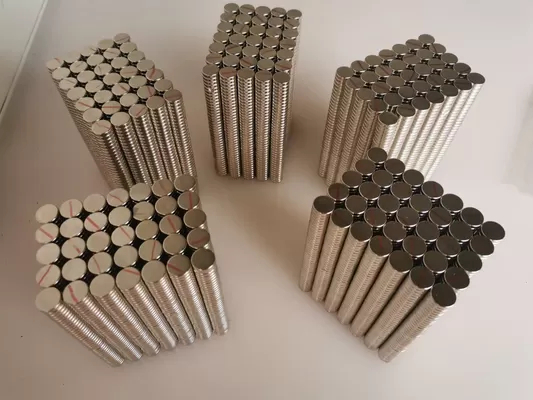Derniers blogs de l'entreprise sur Aimants au néodyme industriels : hautes performances avec revêtements anticorrosion polyvalents