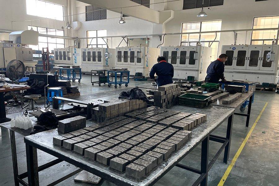 Derniers blogs de l'entreprise sur La dernière politique d'exportation chinoise sur les aimants permanents de terres rares