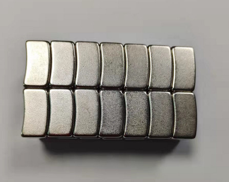 acheter Courbent les aimants incurvés de moteur du néodyme N48 pour le moteur R52.4 X R41.3 X.25 millimètre de BLDC online manufacture