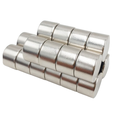 acheter Aimants industriels forts N50 20*20mm puissants de néodyme de zingage online manufacture