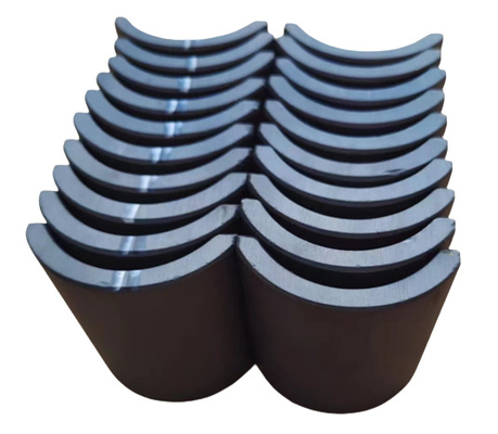 acheter Le grand ferrite dur Y33 électrique évaluent des moteurs de l'aimant 190W de R35.5xr28.2x61x80mm online manufacture