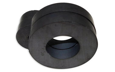 acheter Grand aimant d'anneau permanent en céramique de ferrite pour l'usage 134 x 56 X.25 millimètre de haut-parleur online manufacture