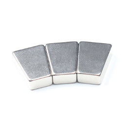 acheter Aimant aggloméré fort des aimants D50X15 NdFeB de disque du néodyme N52 online manufacture